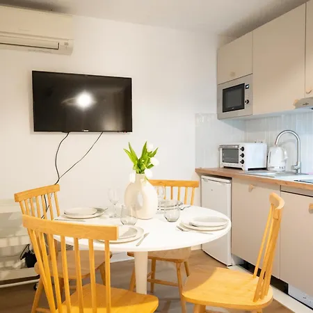 Sérénité - T2 Centre Avec Terrasse Et Parking