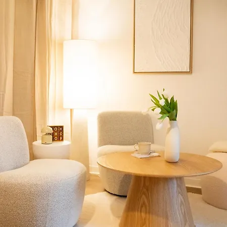 Serenite - T2 Centre Avec Terrasse Et Parking * Lourdes